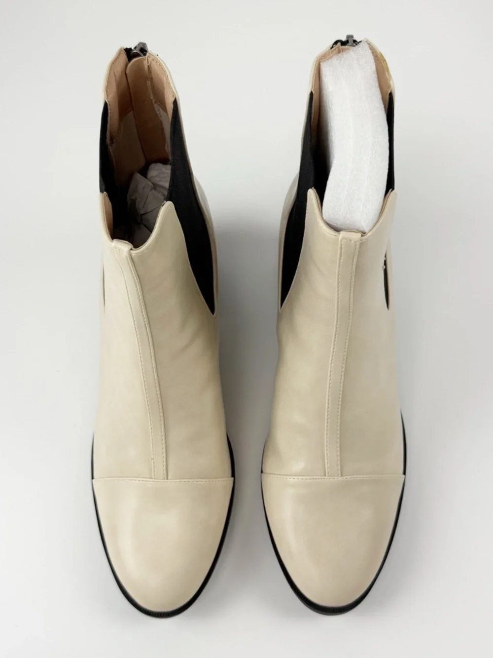 Journee Collection Nigella Chelsea Booties Womens 8.5 Bone White Heeled NEW